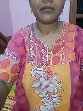 Snapshot of KannadaTamilTeluguBeauty chatting on 06-04-26, 02:44 KannadaTamilTeluguBeauty online show from 06-04-26, 02:44