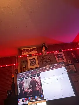 Snapshot of HarmoniousPhantasm3 chatting on 02-15-26, 05:19 HarmoniousPhantasm3 online show from 02-15-26, 05:19