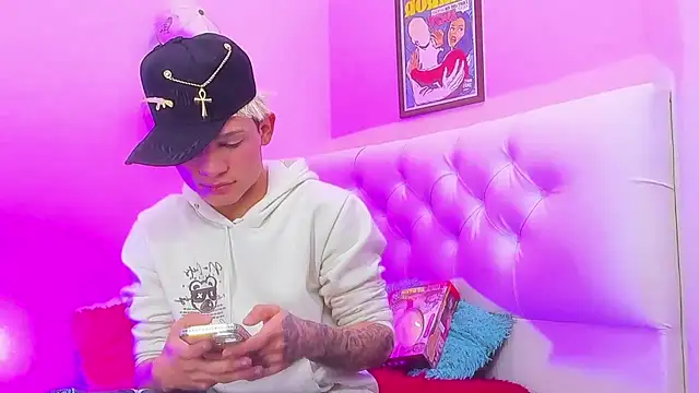 EL VENEZOLANO 22CM online show from 12-15-25, 07:14