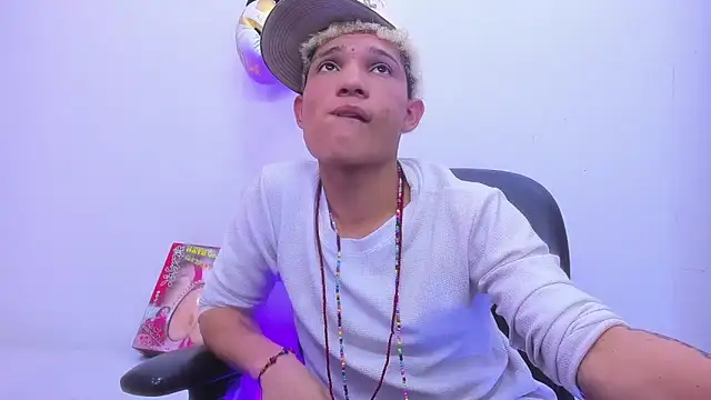 EL VENEZOLANO 22CM online show from 12-05-25, 04:33