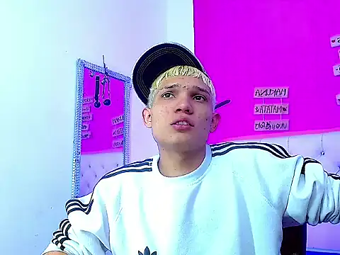 EL VENEZOLANO 22CM online show from 10-18-25, 04:36