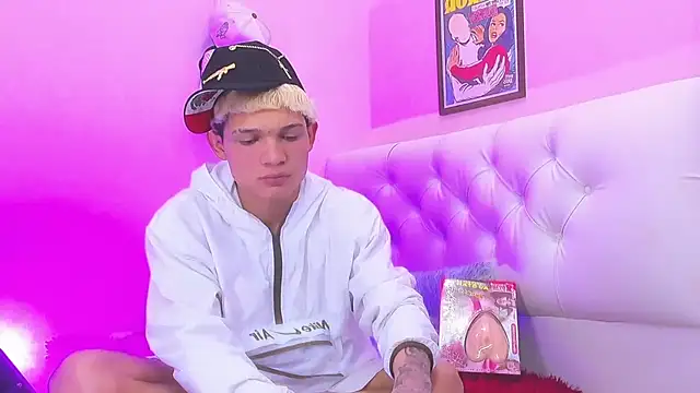 EL VENEZOLANO 22CM online show from 12-17-25, 04:39