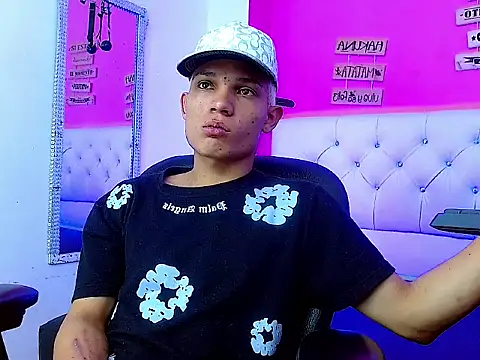 EL VENEZOLANO 22CM online show from 10-11-25, 04:46