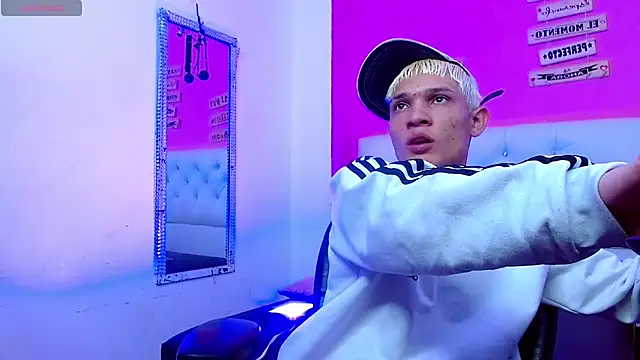 EL VENEZOLANO 22CM online show from 10-17-25, 05:22