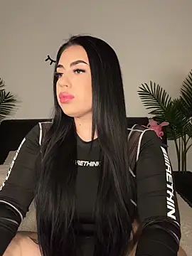 Snapshot of Andrestarr chatting on 09-19-25, 05:17 Andrestarr online show from 09-19-25, 05:17