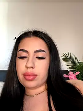 Snapshot of Andrestarr chatting on 09-10-25, 05:06 Andrestarr online show from 09-10-25, 05:06