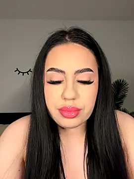 Snapshot of Andrestarr chatting on 11-05-25, 04:26 Andrestarr online show from 11-05-25, 04:26