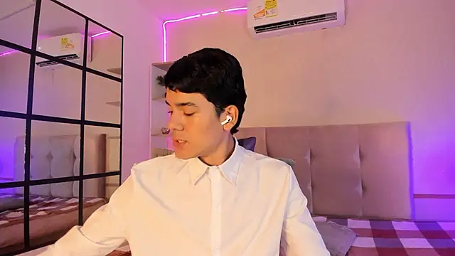 SandroVeyra online show from 10-23-25, 04:00