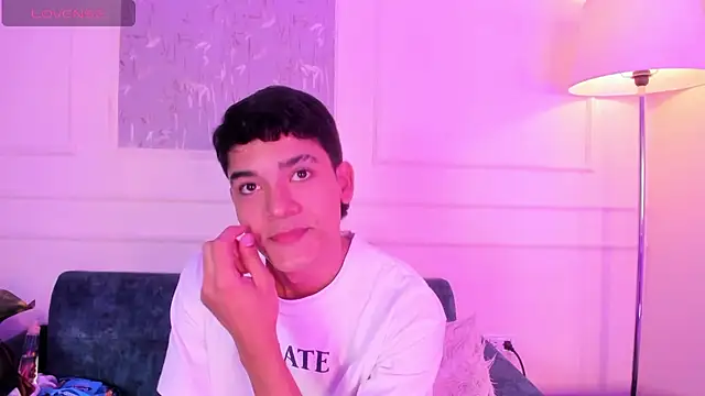 SandroVeyra online show from 01-06-26, 03:10