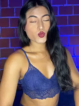 Snapshot of Michelle_Narvaez chatting on 02-19-26, 05:32 Michelle Narvaez online show from 02-19-26, 05:32