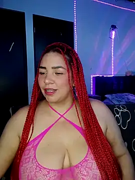 alexiaystive3 online show from 07-08-26, 07:03