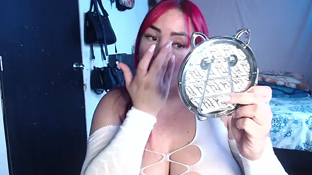 alexiaystive3 online show from 06-18-26, 07:08