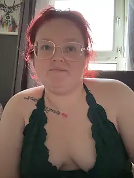 Snapshot of AmberBliss-X chatting on 11-02-25, 03:39 AmberBliss-X online show from 11-02-25, 03:39
