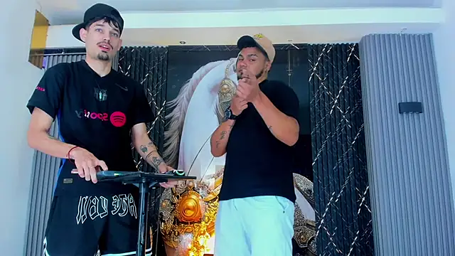 Snapshot of Iam_Steven chatting on 11-06-25, 12:53 Iam Steven online show from 11-06-25, 12:53