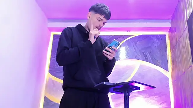 Iam Steven online show from 03-20-26, 12:28