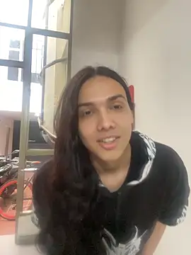 Snapshot of Almaazz chatting on 05-06-26, 07:40 Almaazz online show from 05-06-26, 07:40