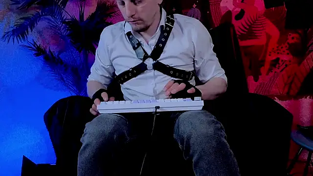 Vincent Hardman online show from 04-07-26, 08:10