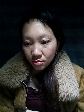 bonnie-00 online show from 12-04-25, 10:42