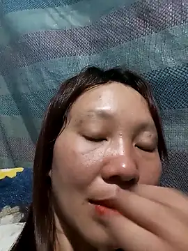 bonnie-00 online show from 05-19-26, 02:35