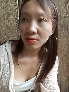 Snapshot of bonnie-00 chatting on 06-21-26, 03:45 bonnie-00 online show from 06-21-26, 03:45