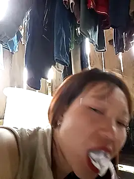 bonnie-00 online show from 04-03-26, 12:39