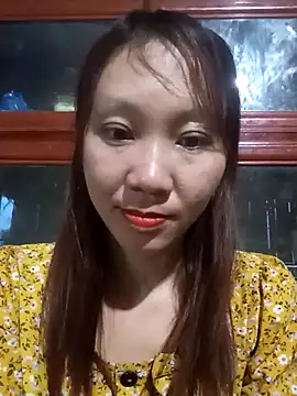 bonnie-00 online show from 05-17-26, 11:43