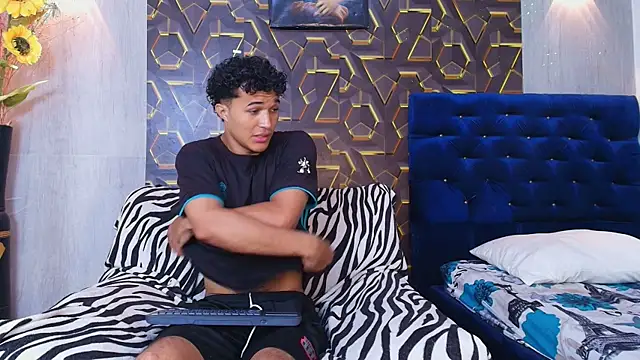 Snapshot of fire_drako_ chatting on 06-28-26, 10:27 fire drako online show from 06-28-26, 10:27