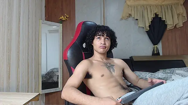 Snapshot of fire_drako_ chatting on 04-29-26, 07:34 fire drako online show from 04-29-26, 07:34