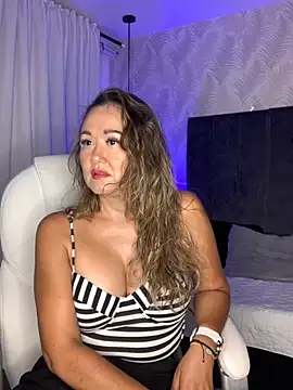 BunnyGlow50 online show from 09-14-25, 03:18