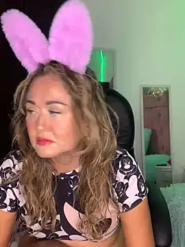 BunnyGlow50 online show from 10-29-25, 02:54