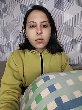 Snapshot of melzinhah03 chatting on 07-05-26, 01:54 melzinhah03 online show from 07-05-26, 01:54