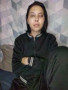 melzinhah03 online show from 05-30-26, 12:28