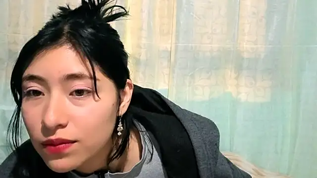 Sullyoonn online show from 10-28-25, 11:58