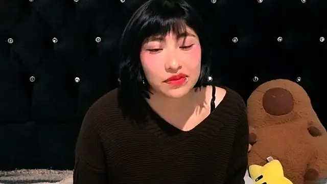 Sullyoonn online show from 11-30-25, 12:00