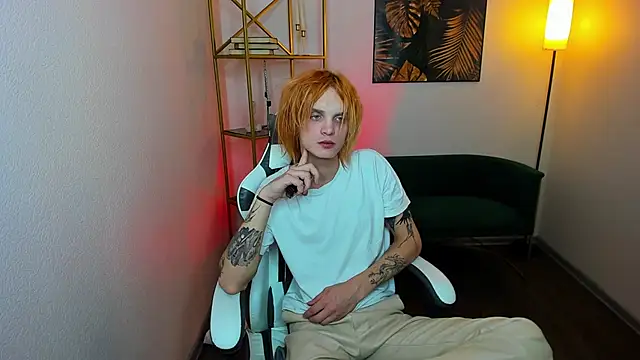 Snapshot of ArchiehalI chatting on 09-12-25, 09:03 ArchiehalI online show from 09-12-25, 09:03