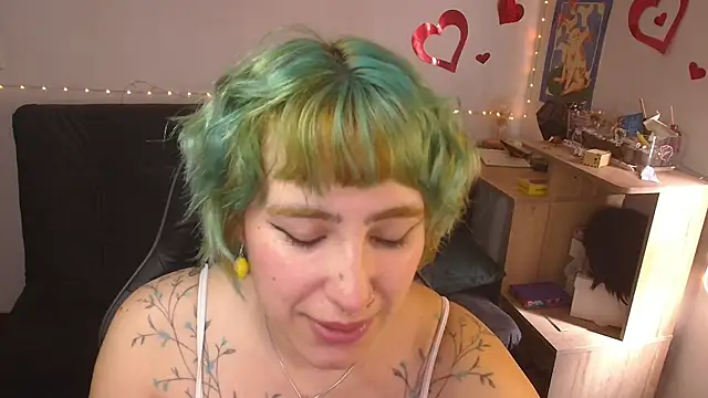 Miacatsito3 online show from 07-12-26, 05:58