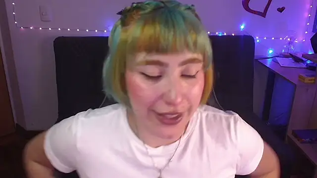 Miacatsito3 online show from 07-08-26, 12:57
