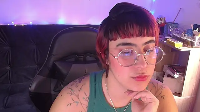 Miacatsito3 online show from 04-03-26, 07:53