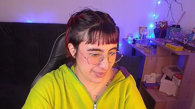 Miacatsito3 online show from 03-21-26, 02:46