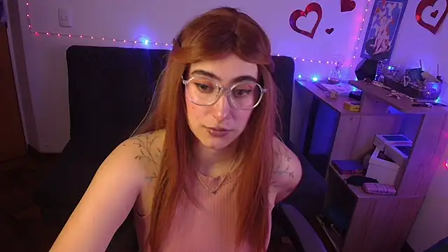 Snapshot of Miacatsito3 chatting on 06-04-26, 03:22 Miacatsito3 online show from 06-04-26, 03:22