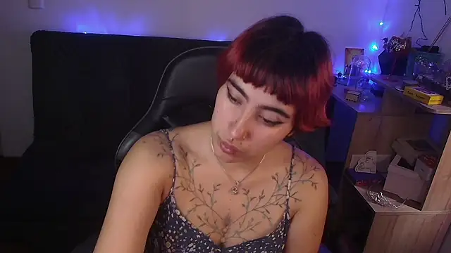 Miacatsito3 online show from 03-24-26, 09:04