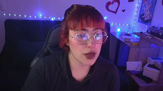 Snapshot of Miacatsito3 chatting on 04-23-26, 04:52 Miacatsito3 online show from 04-23-26, 04:52