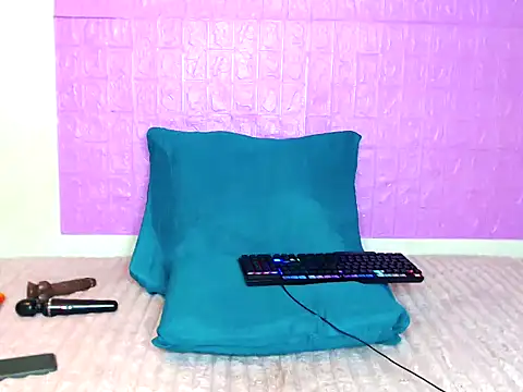 boujee01 online show from 11-19-25, 09:59