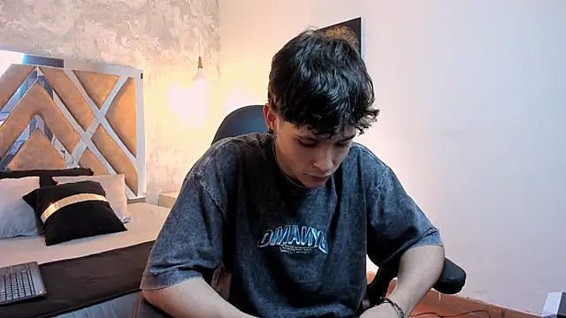 kraven lust online show from 02-18-26, 03:04