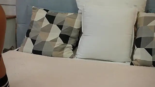 MyaMuse online show from 11-05-25, 01:14