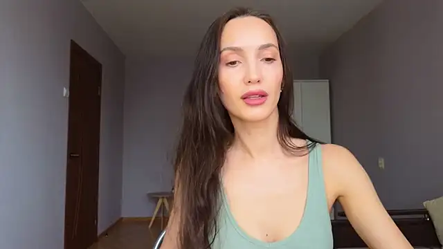 Lillian-Clark online show from 02-05-26, 09:16