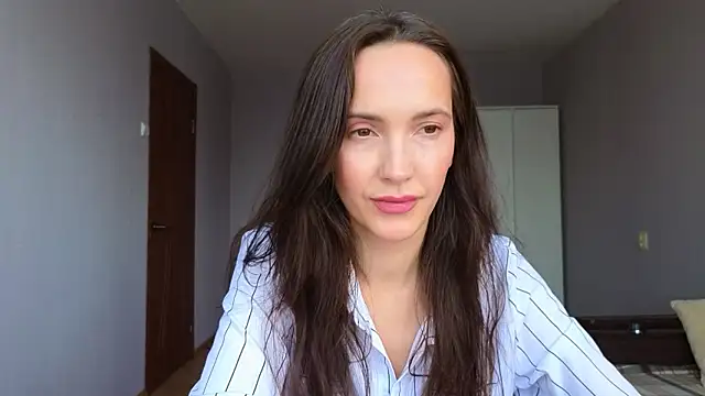 Lillian-Clark online show from 03-08-26, 09:45