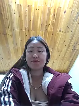 Snapshot of Dung_x chatting on 02-04-26, 06:58 Dung x online show from 02-04-26, 06:58