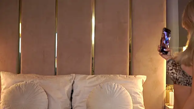 CamilaStarr online show from 12-03-25, 09:25