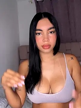 karolaalcendra online show from 10-09-25, 04:24